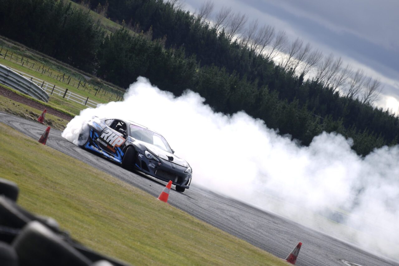 GT86 drifting in taupo